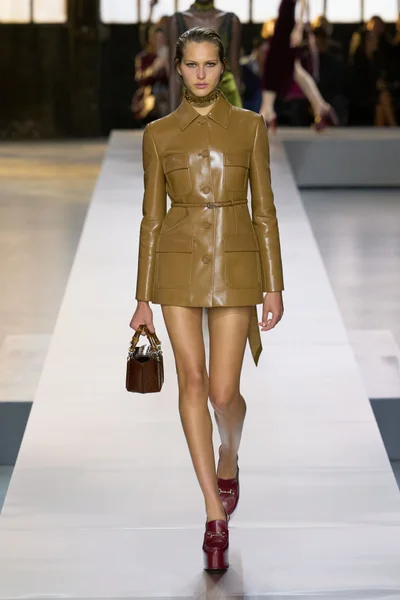 Look 20